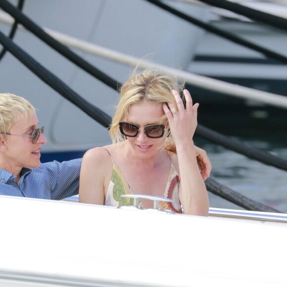 Exclusif - Ellen DeGeneres et sa femme Portia de Rossi passent des vacances romantiques à Saint-Barthélemy, le 25 décembre 2015.