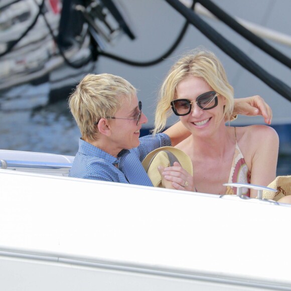 Exclusif - Ellen DeGeneres et sa femme Portia de Rossi passent des vacances romantiques à Saint-Barthélemy, le 25 décembre 2015.