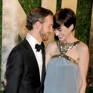 Anne Hathaway - People a la soiree "Vanity Fair Oscar Party" a West Hollywood, le 24 fevrier 2013.