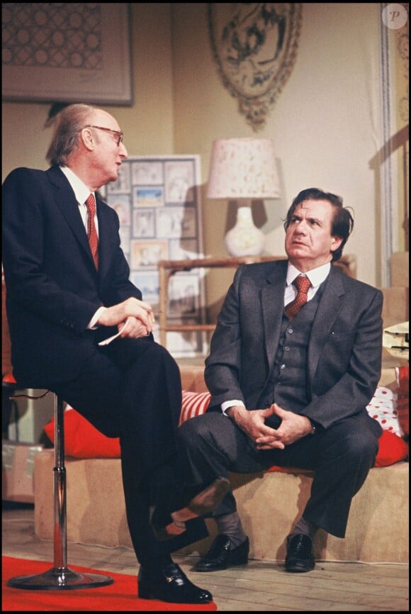 Michel Galabru et Jacques Castelot à Paris dans la pièce La Pattemouille, 1982.