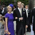  La princesse Carolina de Bourbon-Parme avec son mari   Albert Brenninkmeijer au mariage de son frère le prince Jaime et de  Viktoria Cservenyak le 5 octobre 2013 à Appeldorn.   
