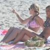 Ludivine Debuchy et Sandra Evra sur la plage à Rio de Janeiro le 27 juin 2014