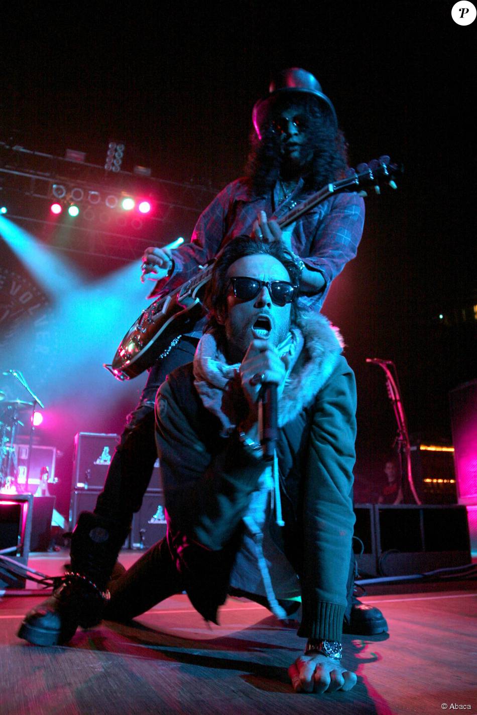 Scott Weiland et Slash du Velvet Revolver à la Sovereign Bank Arena de Trenton, le 29 décembre 2007