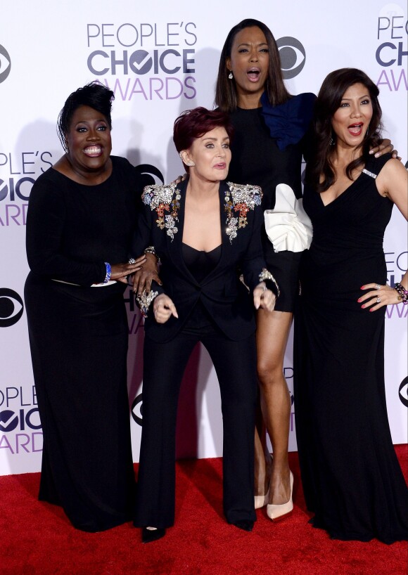 Sheryl Underwood, Sharon Osbourne, Aisha Tyler et Julie Chen  aux People's Choice Awards 2016 à Los Angeles, le 6 janvier.