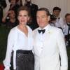 Bryan Cranston et sa femme Robin Dearden lors de la soirée du Met Ball Costume Institute Gala 2014: "Charles James : Beyond Fashion" au Metropolitan Museum of Art de New York le 5 mai 2014