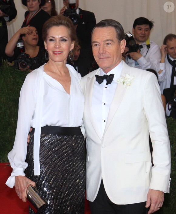 Bryan Cranston et sa femme Robin Dearden lors de la soirée du Met Ball Costume Institute Gala 2014: "Charles James : Beyond Fashion" au Metropolitan Museum of Art de New York le 5 mai 2014