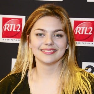 La chanteuse Louane (Louane Emera), lors de la soirée des 20 ans RTL2 à Paris le 26 mars 2015.