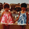 Kim et Kourtney Kardashian enfants. Une photo postée par Kris Jenner sur son compte Instagram le 8 janvier 2016.