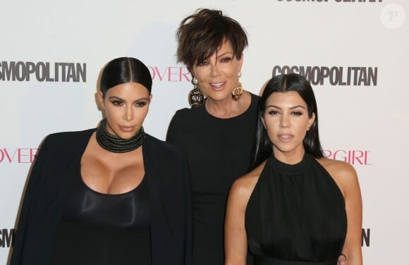 Kourtney Kardashian, Kris Jenner et Kim Kardashian au 50e annviersaire du magazine Cosmopolitan, à Los Angeles le 12 octobre 2015.
