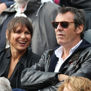 Jean-Luc Reichmann et sa femme Nathalie - People dans les tribunes des Internationaux de France de tennis de Roland Garros à Paris. Le 31 mai 2015.