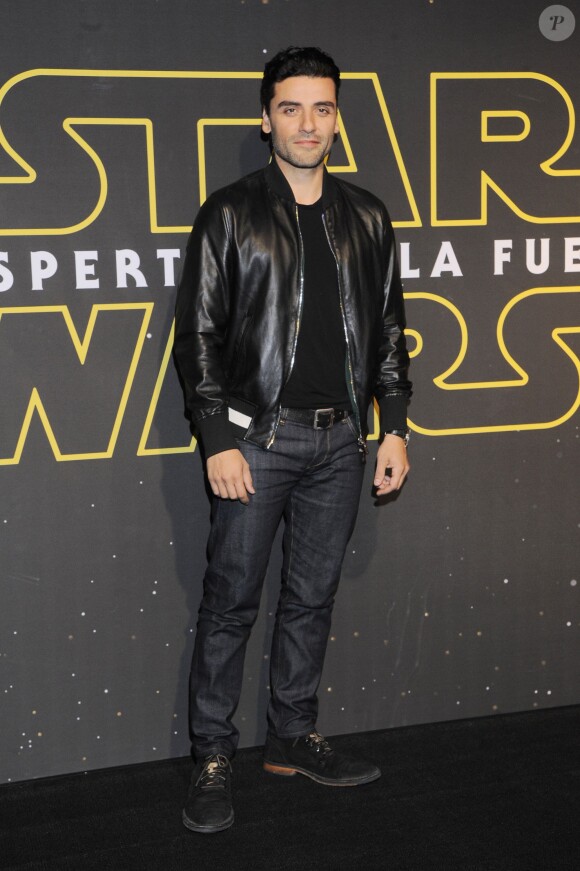 Oscar Isaac - Avant-première de "Star Wars : le réveil de la force" à Mexico City le 8 décembre 2015.