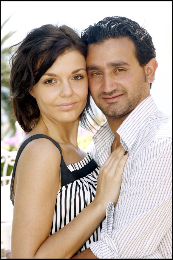 Exclusif - Cyril Hanouna et sa compagne Emilie posent à San Remo, le 14 juillet 2007.