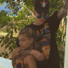 Justin Bieber, très proche de Hailey Baldwin, lors de leurs vacances à St-Barthélémy, en décembre 2015.