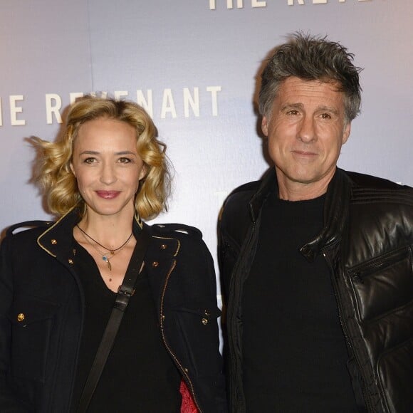 Hélène de Fougerolles et son compagnon Marc Simoncini officialisent lors de l'avant-première du film "The Revenant" au Grand Rex à Paris, le 18 janvier 2016.