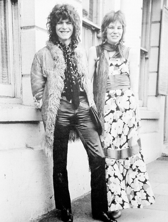 David et son ex-épouse Angie Bowie après leur mariage en 1970.