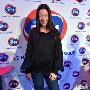 Natasha St-Pier lors de l'émission "La matinale Spéciale Noël sur RFM" dans les studios de RFM à Paris, le 19 décembre 2014