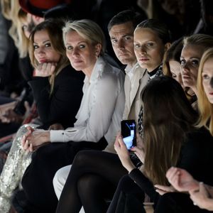 Karolina Kurkova et son mari Archie Drury assistent au défilé de mode Guido Maria Kretschmer Berlin à la Fashion Week de Berlin. Le 20 janvier 2016.