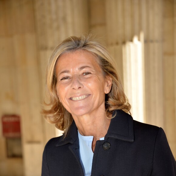 Claire Chazal, au défilé de mode au défilé de mode Christian Dior, collection prêt-à-porter printemps-été 2016, à la Cour Carrée du Louvre à Paris, le 2 Octobre 2015.