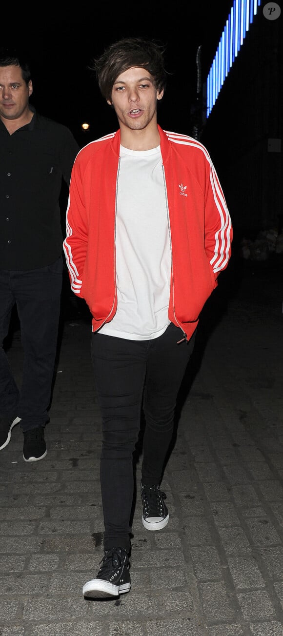 Louis Tomlinson - Les membres du groupe One Direction à la sortie du club Cirque à Londres, le 30 septembre 2015