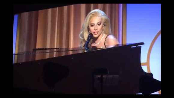 Sur la scène des Producers Guild Awards à Los Angeles, le 23 janvier 2016, Lady Gaga interprète son titre Til' It Happens To You et revient sur son propre viol ainsi que celui de sa tante. Vidéo publique sur Youtube, le 24 janvier 2016.