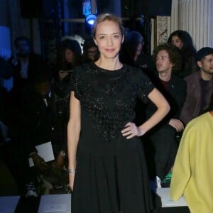 Hélène de Fougerolles au défilé haute couture Zuhair Murad collection printemps-été 2016 à l'hôtel Potocki à Paris, le 27 janvier 2016. ©CVS/Veeren/Bestimage