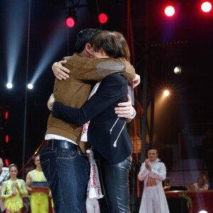 La princesse Stéphanie de Monaco remet le prix Spécial de la SACEM à Tonito Alexis, également lauréat d'un Junior d'or, lors de la cérémonie de remise de prix (les Junior) de la 5e édition du festival New Generation à Monaco, le 31 janvier 2016, sous le chapiteau de Fontvieille. © Olivier Huitel/Pool Restreint/Bestimage