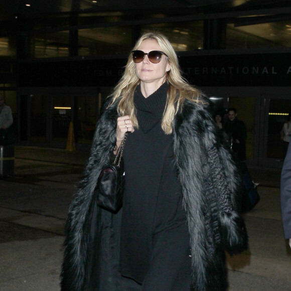 Heidi Klum arrive à l'aéroport de LAX à Los Angeles, le 5 janvier 2016