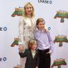 Kate Hudson avec ses enfants Ryder Robinson et Bingham Robinson- Célébrités lors la première de Kung Fu Panda 3 au théâtre "TCL Chinese" de Hollywood le 16 janvier 2016.