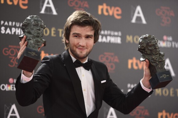 Lucas Vidal (Goya de la meilleure chanson originale dans le film "Palmeras en nieve") - 30ème cérémonie des prix Goya à l'auditorium du Madrid Marriott à Madrid, le 6 février 2016.