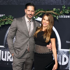 Sofia Vergara et son fiancé Joe Manganiello à la première de « Jurassic World » au théâtre The Dolby à Hollywood, le 9 juin 2015