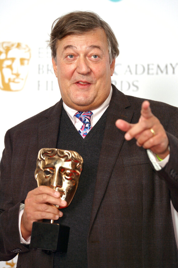 Stephen Fry - Photocall des nominations aux BAFTA à Londres le 8 janvier 2016.