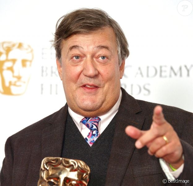 Stephen Fry - Photocall des nominations aux BAFTA à Londres le 8 janvier 2016.