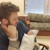 Le chanteur du groupe Lady Antebellum, Charles Kelley présente son fils Ward qui est venu au monde le 11 février. Photo publiée sur Instagram.