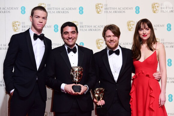 Will Poulter, Naji Abu Nowar, Rupert Lloyd, Dakota Johnson - Press Room lors de la cérémonie des British Academy Film Awards (BAFTA) à Londres, le 14 février 2016.