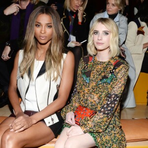 Ciara et Emma Roberts assistent au défilé Coach (collection automne-hiver 2016-2017) à l'Hudson River Park. New York, le 16 février 2016.