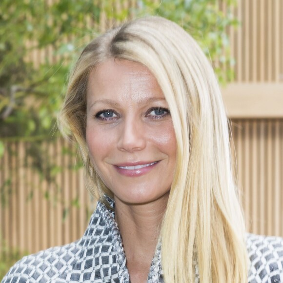 Gwyneth Paltrow au défilé de mode Haute-Couture "Chanel", collection printemps-été 2016, à Paris. Le 26 janvier 2016