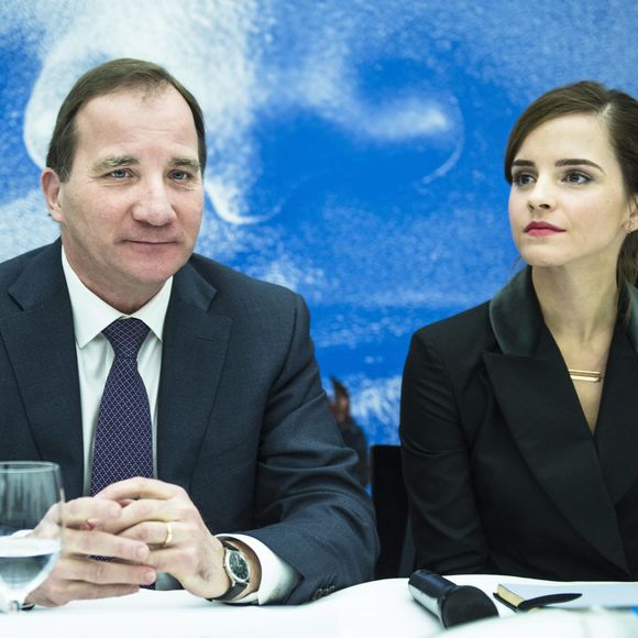 Emma Watson, en présence du premier ministre suédois Stefan Löfven, participe à une conférence de presse "UN Women" lors du 45ème Forum Economique Mondial de Davos. Le 23 janvier 2015