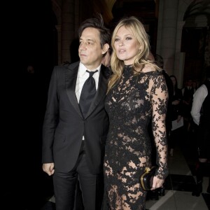 Kate Moss et son mari Jamie Hince au Gala "Alexander McQueen : Savage Beauty" au Victoria and Albert Museum à Londres, le 12 mars 2015.