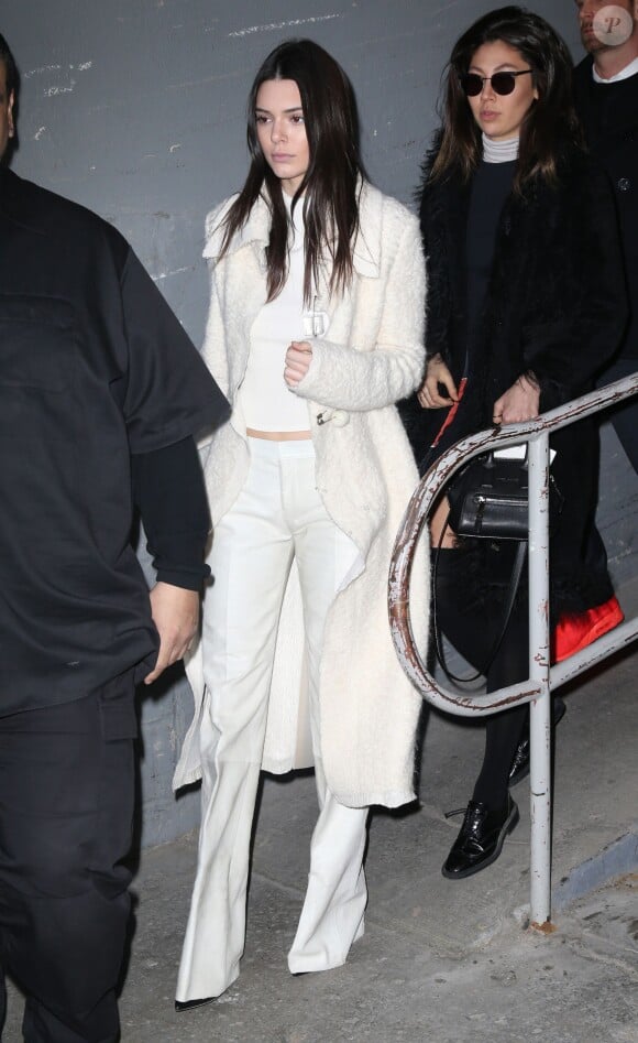 Kendall Jenner à la sortie du défilé de mode Calvin Klein lors de la fashion week à New York, le 18 février 2016