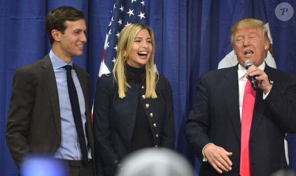 Donald Trump avec sa fille Ivanka et son gendre Jared Kushner durant un meeting de campagne dans l'Iow, le 31 janvier 2016.