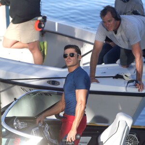 Zac Efron sur le tournage de 'Baywatch' (Alerte à Malibu) à Boca Raton à Palm Beach en Floride, le 22 février 2016