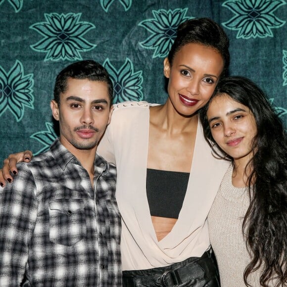 Exclusif - Sonia Rolland entre guest et Hafsia Herzi - Sonia Rolland fête ses 35 ans au restaurant "l'Atelier des Artistes" à Paris le 13 février 2016.