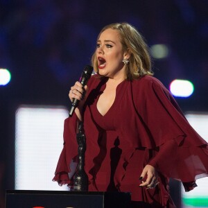 Adele récompensée - Cérémonie des BRIT Awards 2016 à l'O2 Arena à Londres, le 24 février 2016.