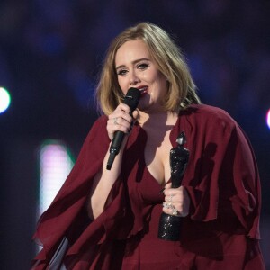 Adele récompensée - Cérémonie des BRIT Awards 2016 à l'O2 Arena à Londres, le 24 février 2016.