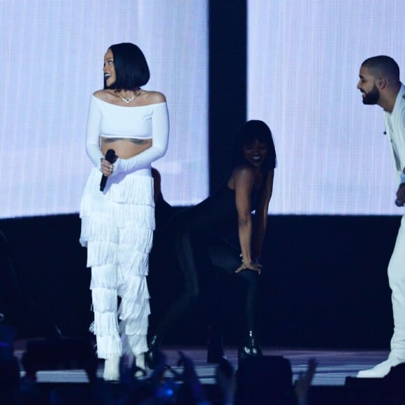 Rihanna et Drake - Cérémonie des BRIT Awards 2016 à l'O2 Arena à Londres, le 24 février 2016.