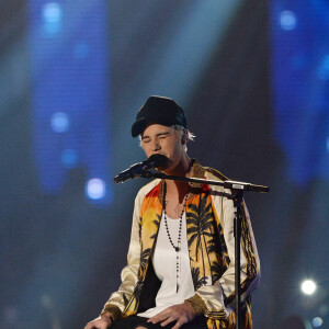 Justin Bieber et James Bay - Cérémonie des BRIT Awards 2016 à l'O2 Arena à Londres, le 24 février 2016.