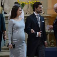 Princesse Sofia : Enceinte de 8 mois (d'une fille ?) à la messe pour bébé Oscar