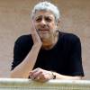 Exclusif - Enrico Macias pose à l'hôtel Mas Bellevue de Saint-Tropez, le 28 juillet 2014.