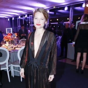 Mélanie Thierry - Dîner de la mode 2016 pour le Sidaction au pavillon d'Armenonville à Paris, le 28 janvier 2016. © Olivier Borde/Bestimage