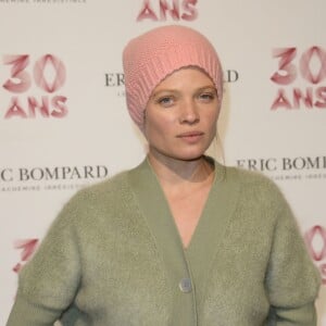 Mélanie Thierry - Soirée des 30 ans de la Maison Eric Bompard au Palais de Tokyo à Paris le 15 octobre 2015.